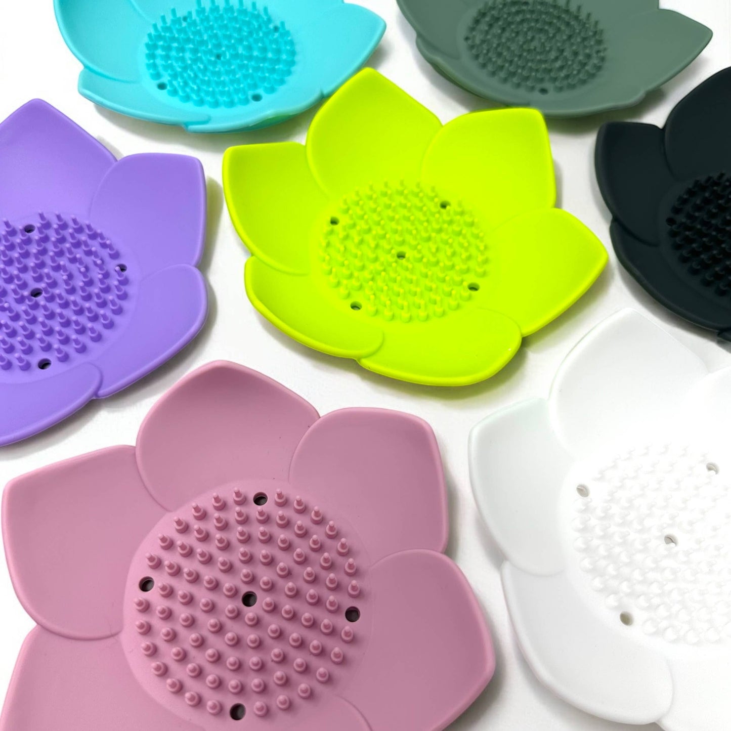 Shower Steamer Tray - Lotus Shape - Flexible Silicone: Lilac