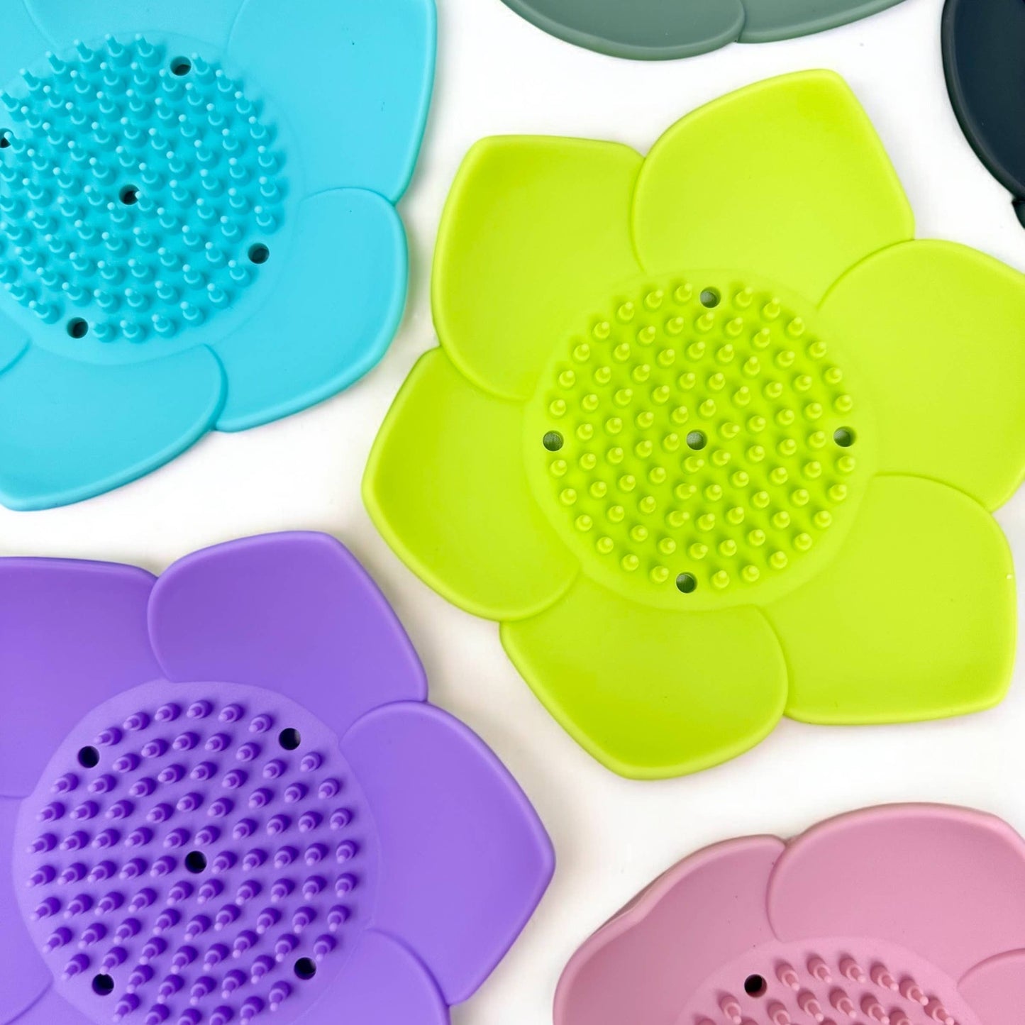 Shower Steamer Tray - Lotus Shape - Flexible Silicone: Mint blue