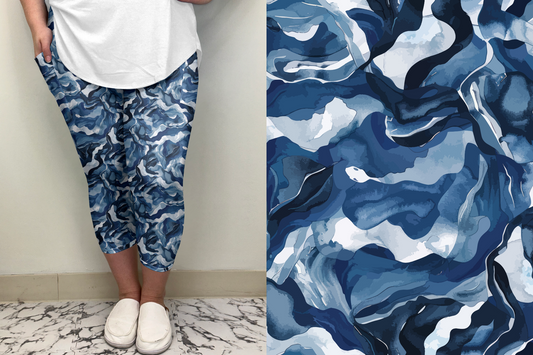 Navy Swirl Capri w/ Pockets