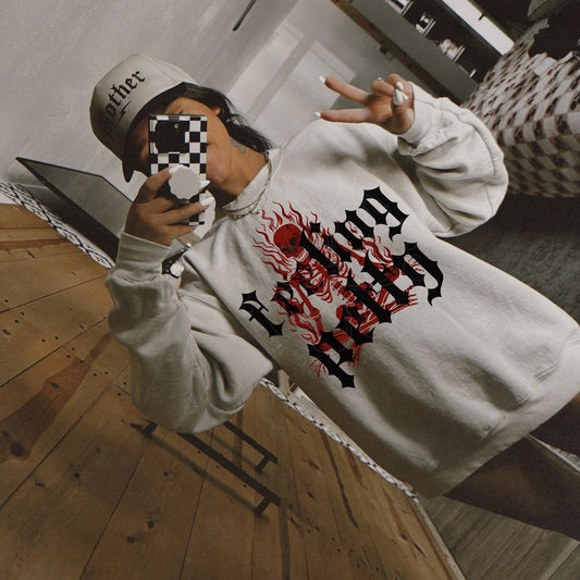 FEELING PETTY SWEATSHIRT