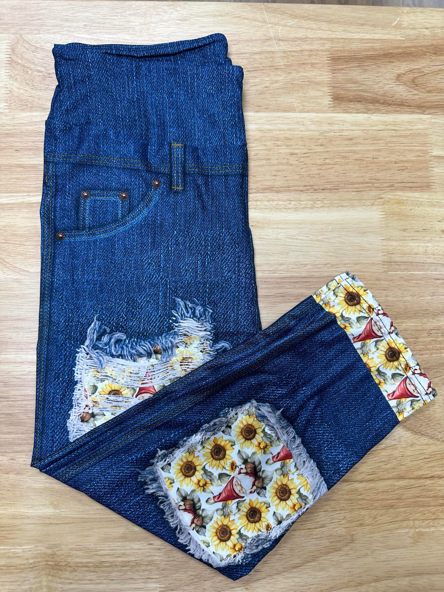 Denim Sunflower Gnome Capri w/ Pockets