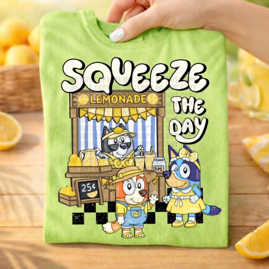 SQUEEZE THE DAY TEE