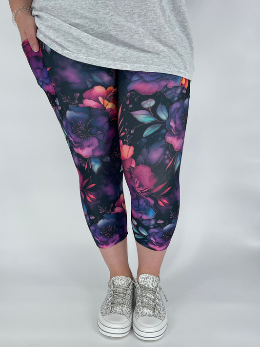 Midnight Bloom Capri w/ Pockets