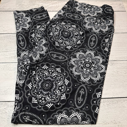 TC2 - Adult Leggings Bundle - 1