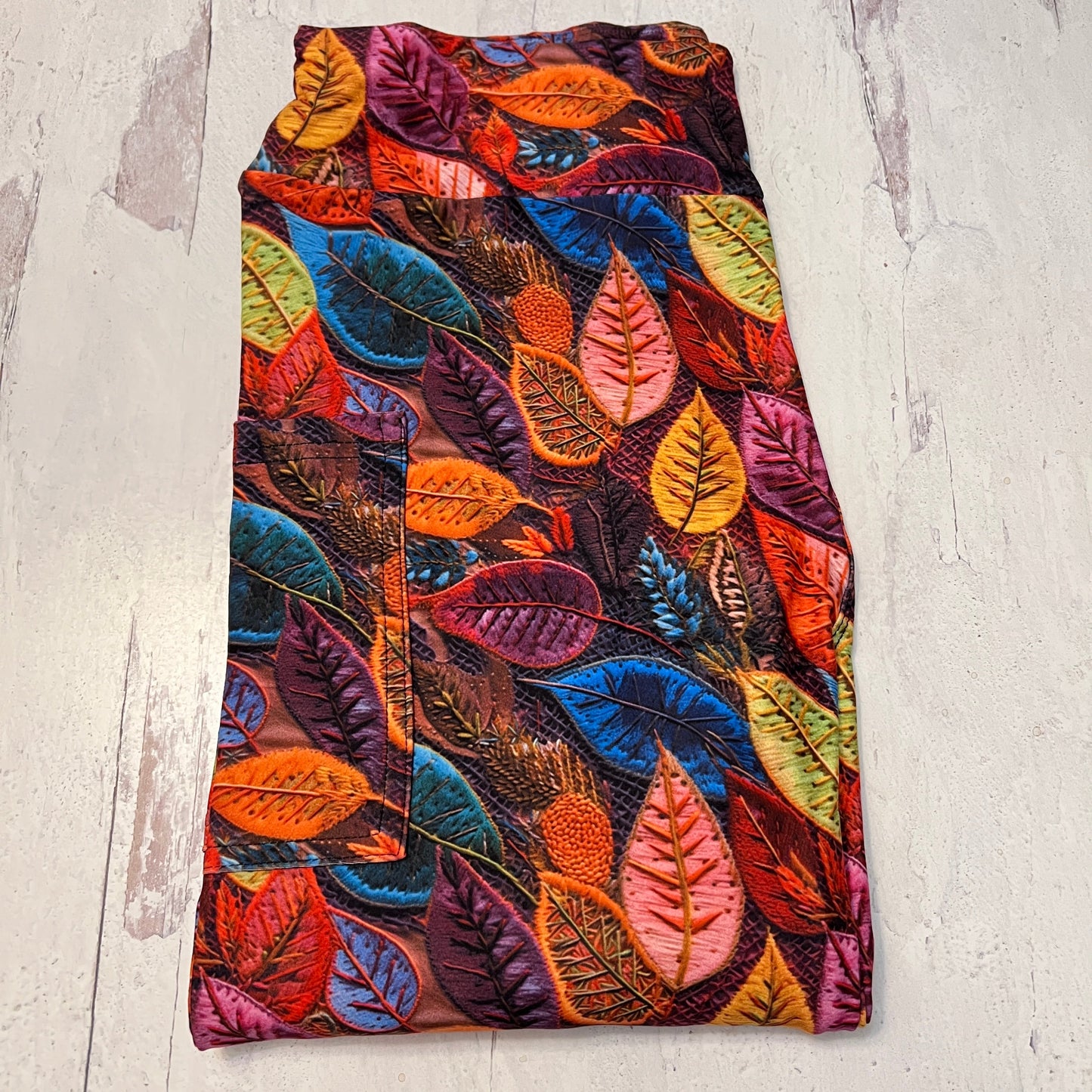 Colorful Fall Leaves - Leggings with Pockets
