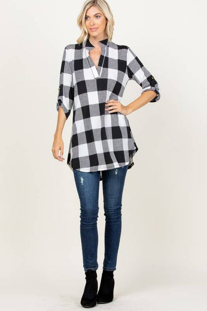 ST1454-20 PLAID TUNIC TOP: BLACK/IVORY / 2-2-2 (1X-2X-3X)