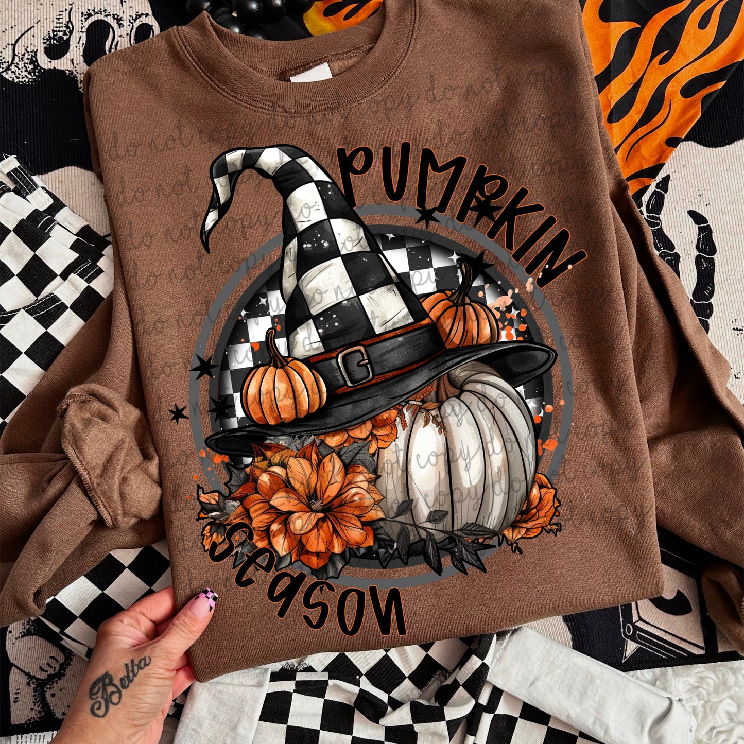 CHECKER WITCH SWEATSHIRT